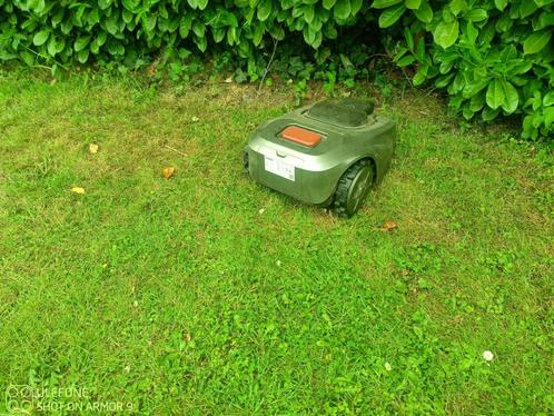 robotmaaier ZONDER grensdraad met camera en gps NIEUW, Tuin en Terras, Grasmaaiers, Nieuw, Accu-grasmaaier, 30 t/m 39 cm, Cirkelmaaier