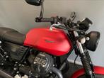 MOTO GUZZI V7 STONE EN PARFAIT ÉTAT *** Garantie ***, Motos, Motos | Moto Guzzi, Naked bike, 12 à 35 kW, 2 cylindres, 750 cm³