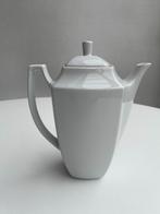 Koffiekan in wit porselein, Antiek en Kunst, Ophalen of Verzenden