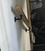 Houten trapleuning 2 meter lengte dia. 5cm + 2 bevestigingen, Ophalen, Zo goed als nieuw