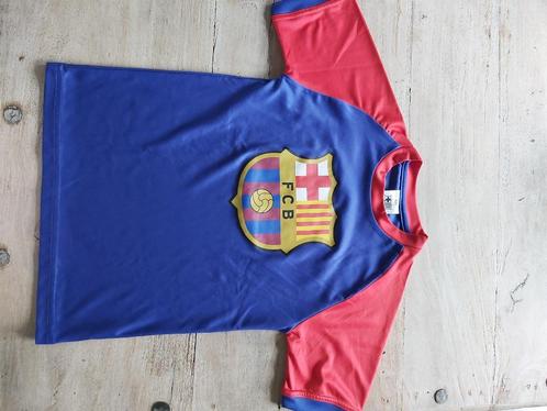 Voetbalshirts 8 en 10 jaar fcb (niet origineel) en Puma, Kinderen en Baby's, Kinderkleding | Schoenen en Sokken, Gebruikt, Overige typen