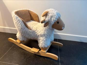 Schommelschaap beschikbaar voor biedingen