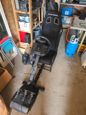 Logitech G923 (pc/ps) + shifter + playseat evolution, Enlèvement, Comme neuf