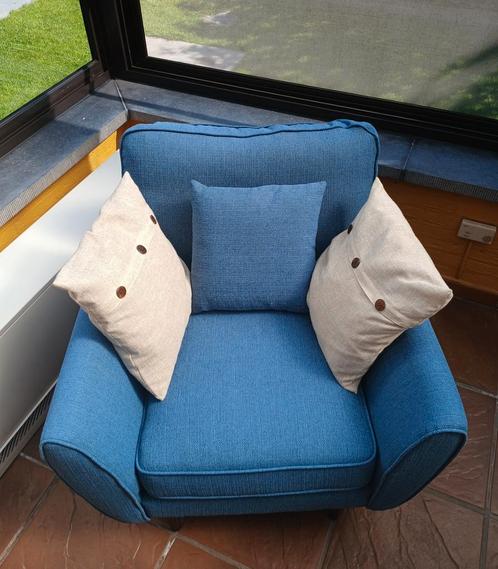 Petrolblauw zeteltje met bijhorende kussens ️, Huis en Inrichting, Fauteuils, Ophalen