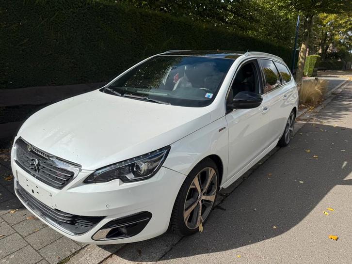 Peugeot 308 GT Line / 1.6 Diesel Euro 6 / Automaat, Auto's, Peugeot, Particulier, ABS, Achteruitrijcamera, Adaptieve lichten, Airbags