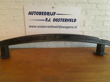 Bumperframe achter van een Volkswagen Touran beschikbaar voor biedingen