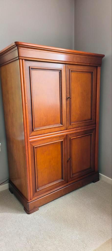 Hoge (bar)kast in kersenhout, Huis en Inrichting, Kasten | Buffetkasten, Gebruikt, 150 tot 200 cm, 100 tot 150 cm, 50 tot 75 cm