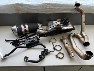 KTM Superduke 1290R Gen2 Volledige OEM uitlaatlijn NIEUW!! beschikbaar voor biedingen