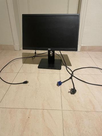 MONITEUR LCD AOC 21,5" LED BACKLIGHT, Informatique & Logiciels, Moniteurs, Rotatif, 1 à 2 ms, Comme neuf, 60 Hz ou moins