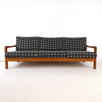 Vintage 3 zits bank Deens design beschikbaar voor biedingen