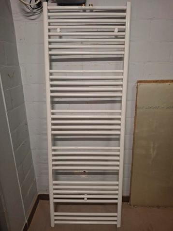 Handdoekradiator beschikbaar voor biedingen
