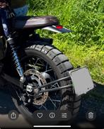 Triumph Mototrio swingarm nummerplaat houder bracket, Ophalen