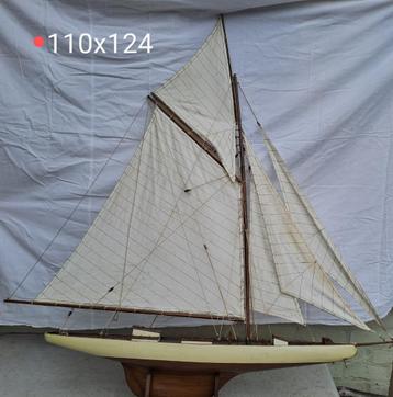 maquette van Franse zeilkotter  110 x125 in hout, Enlèvement, Comme neuf, Autres marques