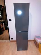 Smalle badkamerkast, Ophalen