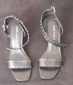 Chaussures pour femmes en cuir noir, Vêtements | Femmes, Chaussures, Enlèvement ou Envoi, Porté, Chaussures basses, Noir