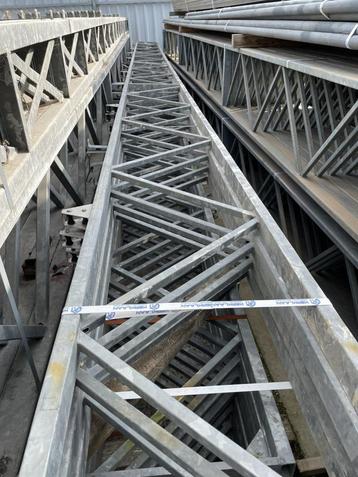Traliespanten | Lengte= 9.480 mm | Hoogte= 450 mm beschikbaar voor biedingen