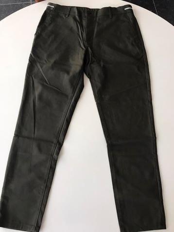 ZARA man 3 X chino broek khaki / licht grijs / zwart mt M, Kleding | Heren, Broeken en Pantalons, Ophalen of Verzenden, Zwart