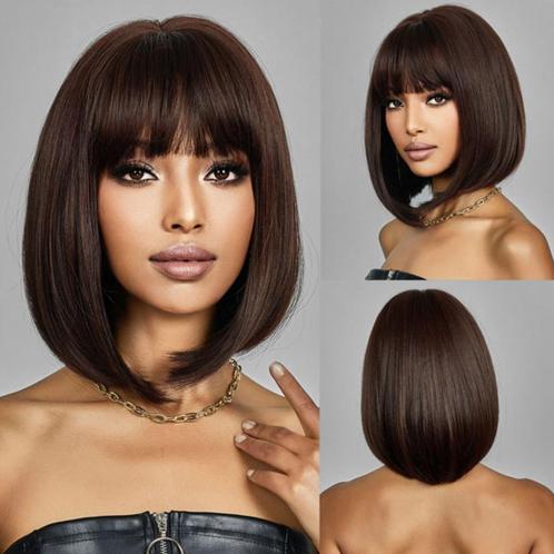 Pruik kort bob model kastanjebruin haar met pony model Ada, Handtassen en Accessoires, Uiterlijk | Haarverzorging, Nieuw, Pruik of Haarverlenging