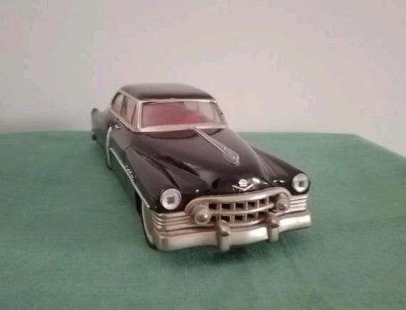 Cadillac Sedan 1/43 - 1950, Hobby en Vrije tijd, Modelauto's | 1:43, Zo goed als nieuw, Auto, Ophalen of Verzenden