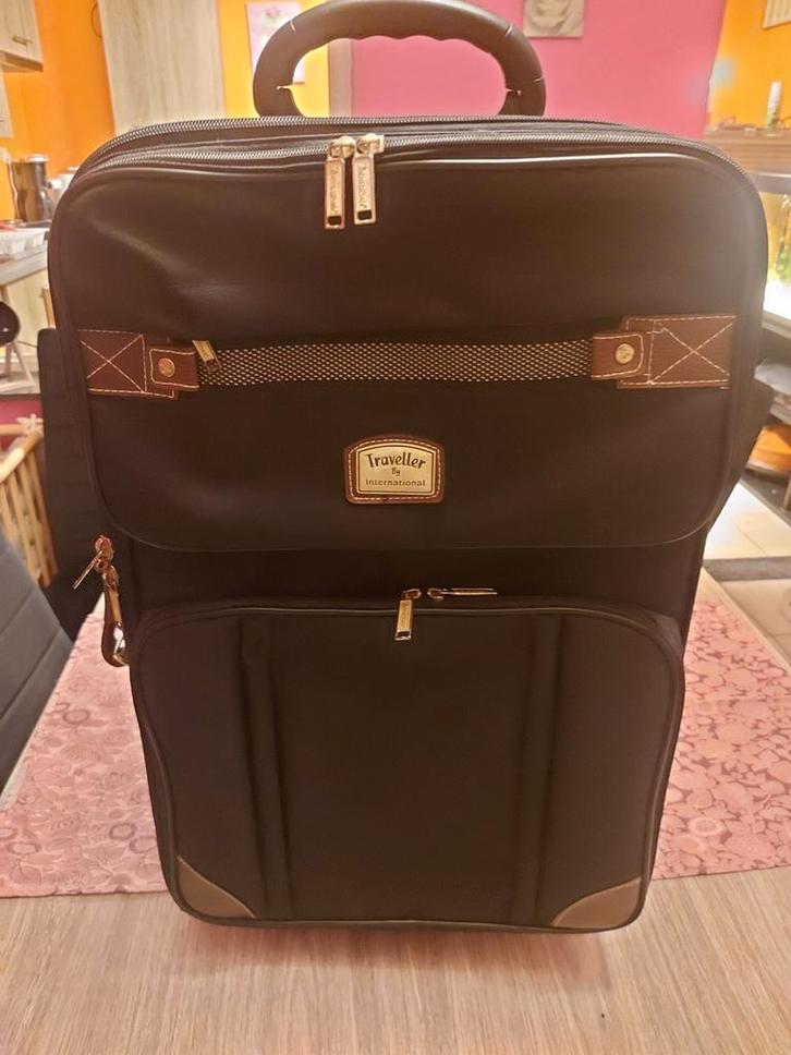Valise trolley de voyage de marque traveller, Handtassen en Accessoires, Tassen | Reistassen en Weekendtassen, Zo goed als nieuw