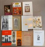 Verzameling boeken over antieke en historische klokken, Antiquités & Art, Antiquités | Horloges, Enlèvement ou Envoi