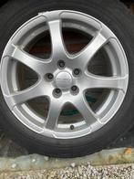 Set winterbanden voor Nissan, Renault, Dacia 215/60R17 345€, Auto-onderdelen, Ophalen, Banden en Velgen, 17 inch, Winterbanden