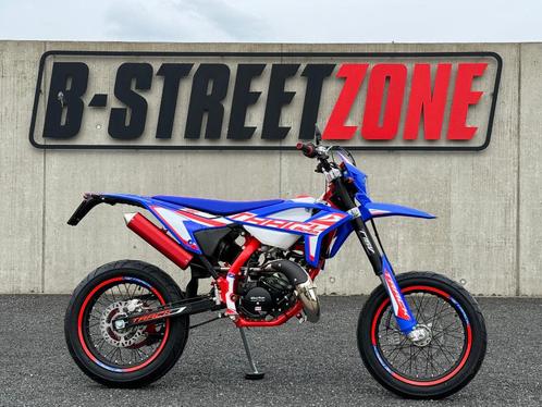 BLUEDEAL Gratis crosshelm  BETA Std/Sport/Track 50, Motoren, Motoren | Overige merken, Bedrijf, Sport, Ophalen