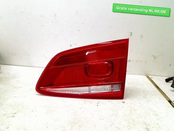 PANNEAU ARRIÈRE DROIT AVEC LAMPE Passat Variant (365), Utilisé, Volkswagen