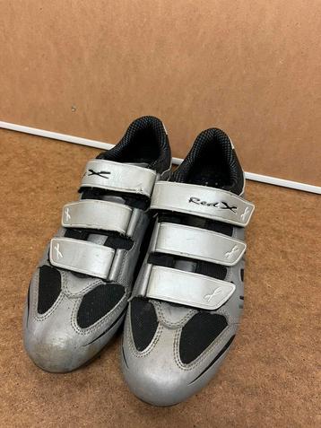 Red X fiets schoenen 39 beschikbaar voor biedingen