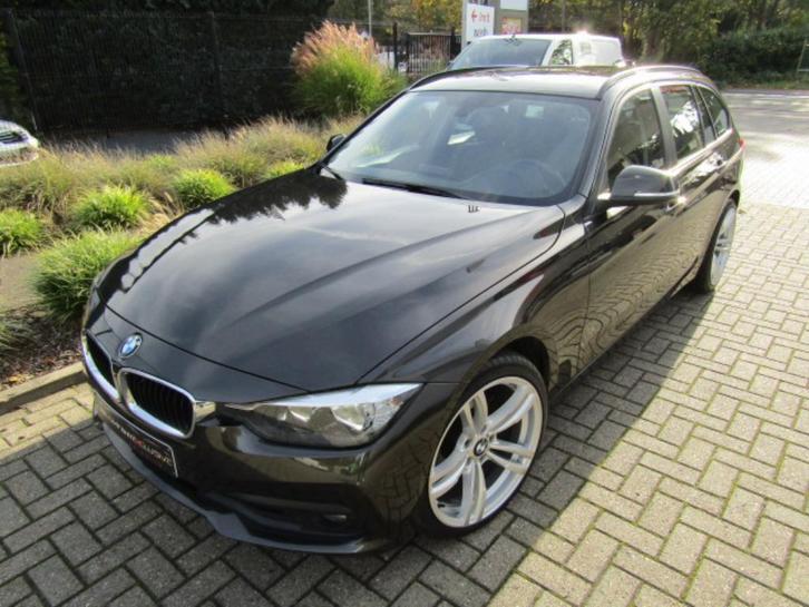 Bmw 318D (136pk) Touring leder/navi/airco/pdc/bltth/mod'17, Auto's, BMW, Bedrijf, Te koop, 3 Reeks, Alarm, Bluetooth, Boordcomputer