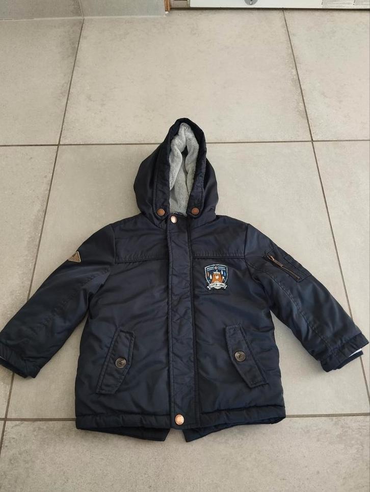 Donkerblauwe babyjas maat 86, Kinderen en Baby's, Babykleding | Maat 86, Zo goed als nieuw, Jongetje, Jasje, Ophalen