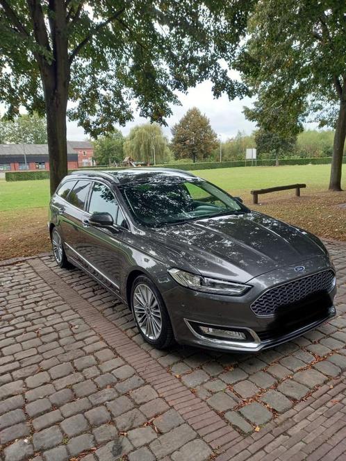 Ford mondeo Vignale 2l diesel euro 6b, Auto's, Ford, Particulier, Mondeo, 360° camera, 4x4, ABS, Achteruitrijcamera, Airbags, Airconditioning