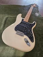 Fender Roadhouse stratocaster met EMG SL20 pickups, Muziek en Instrumenten, Ophalen, Zo goed als nieuw, Fender