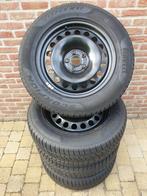 Set (4) winterbanden Pirelli 17 inch op velg - als nieuw, Autos : Pièces & Accessoires, Pneus & Jantes, Pneus et Jantes, Pneus hiver