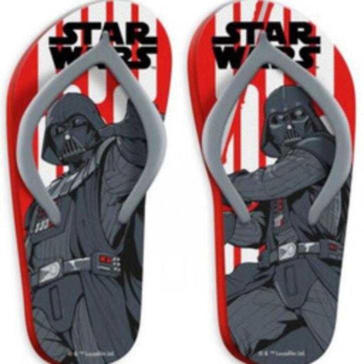 Star Wars Teenslippers Darth Vader 29/30 - 35/36, Kinderen en Baby's, Kinderkleding | Schoenen en Sokken, Nieuw, Overige typen