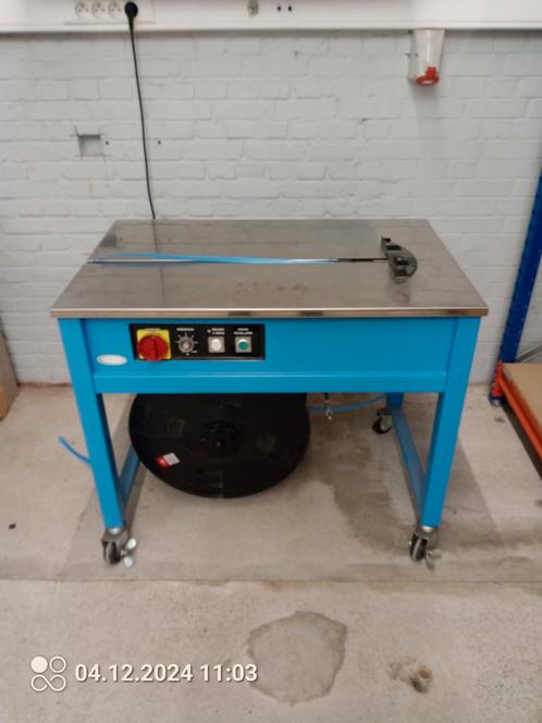 Omsnoeringsmachine in perfecte staat., Zakelijke goederen, Stock en Retail | Verpakking en Verzending, Ophalen