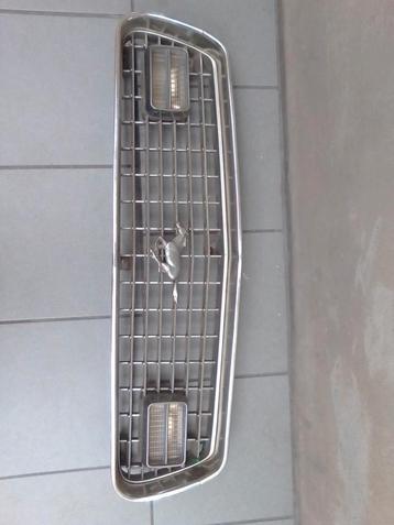 Ford Mustang II 1974 grill beschikbaar voor biedingen