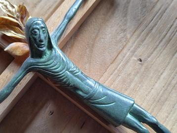 Jezusbeeldje brons beschikbaar voor biedingen