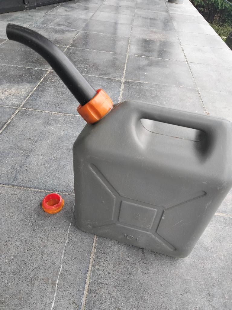 Kunststof jerrycan 10L, Ophalen, Gebruikt