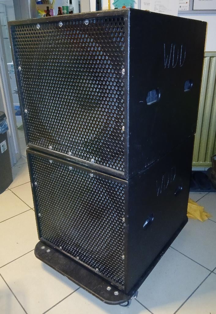 2x 18 inch subwoofers, Gebruikt, Subwoofer, 120 watt of meer, Ophalen