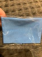 Chiffon à polir les lunettes 14,5 x 14,5 de Tommy Hilfiger, Bijoux, Sacs & Beauté, Trousses de toilette, Enlèvement ou Envoi, Neuf