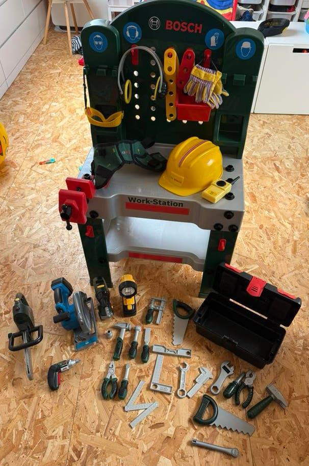 Speelgoed Werkbank Klein Bosch met toebehoren, Ophalen, Gebruikt