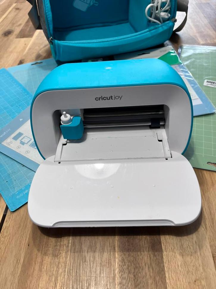 Cricut joy, Hobby & Loisirs créatifs, Scrapbooking, Comme neuf, Cricut, Enlèvement