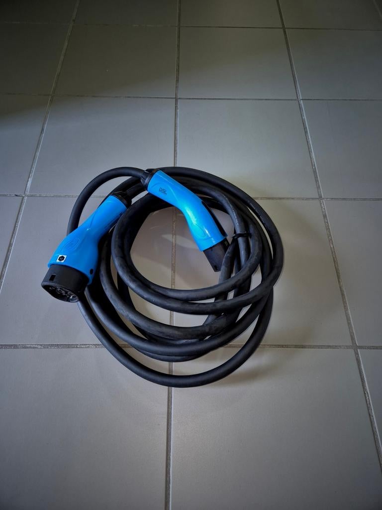 Câble de recharge pour votre voiture électrique, Enlèvement ou Envoi, Comme neuf