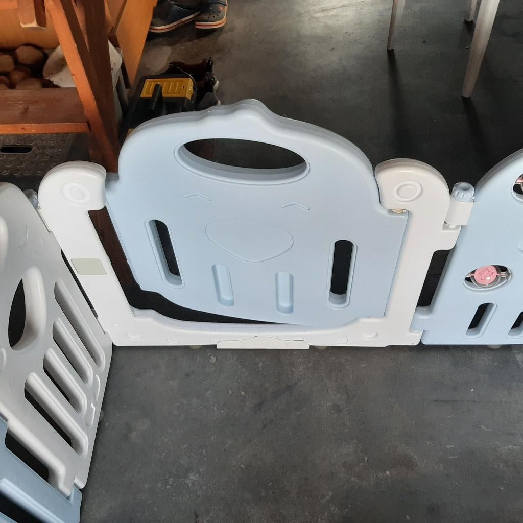 Grondpark. Kinderpark, buitenpark, Ophalen