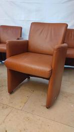Lederen kuipstoel Himolla, Huis en Inrichting, Stoelen, Ophalen, Zo goed als nieuw, Rood, Leer