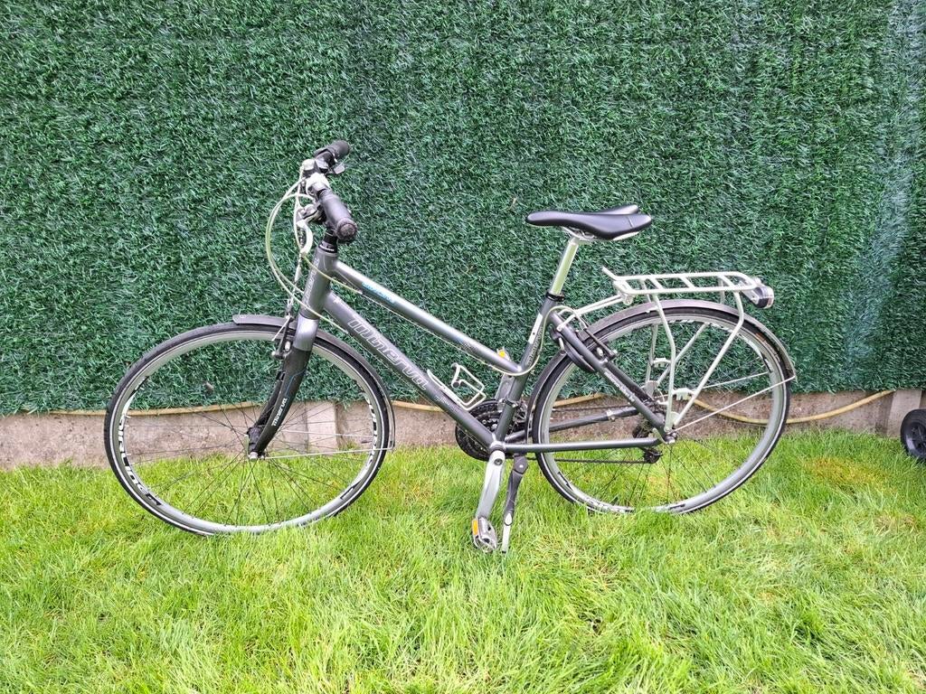 lichte Minerva damesfiets, Ophalen