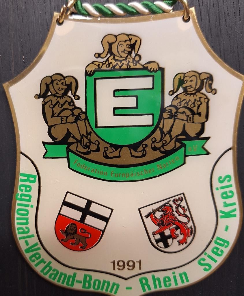 Europaischer narren, Collections, Broches, Pins & Badges, Enlèvement ou Envoi