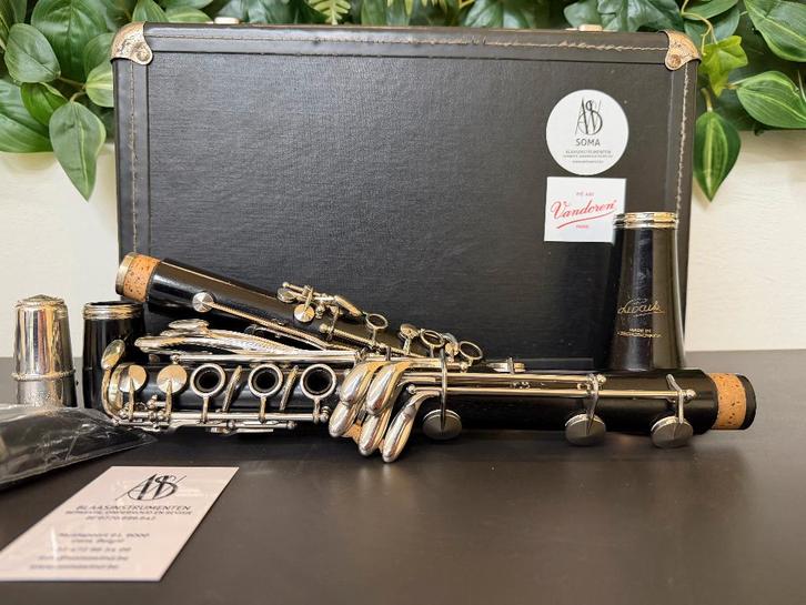 Amati Kraslice Luxus Full Boehm Bb-Klarinet 20/7, Muziek en Instrumenten, Blaasinstrumenten | Klarinetten, Zo goed als nieuw, Bes-klarinet