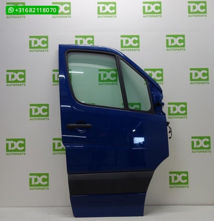 Mercedes Sprinter W906 (06-18) Voorportier rechts blauw, Gebruikt, Deur, Mercedes-Benz, Ophalen of Verzenden